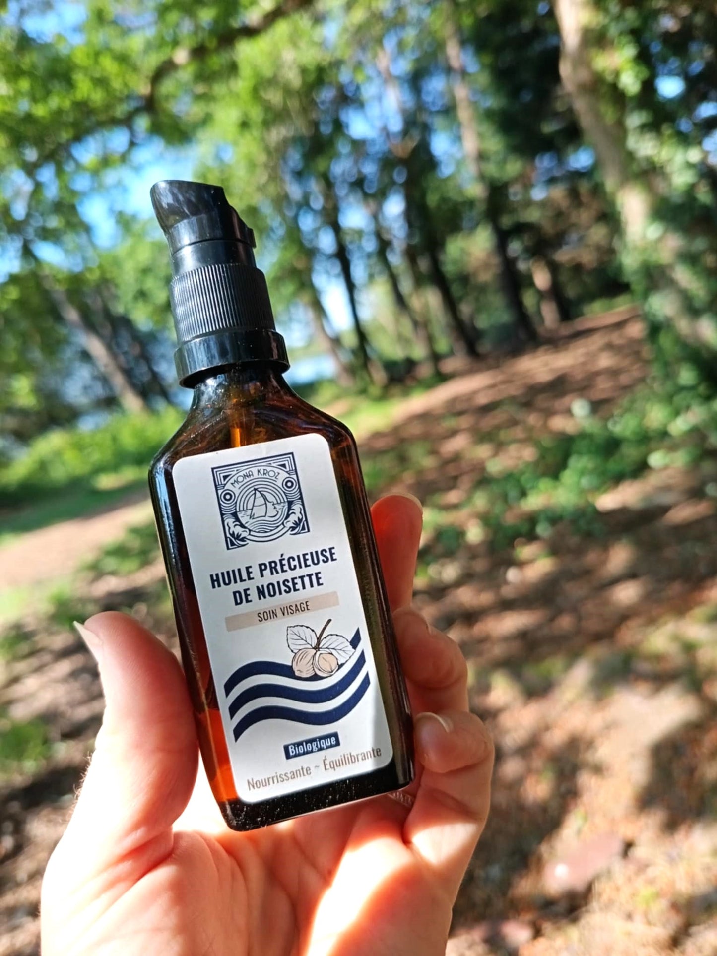[Nouveauté - promo lancement en juillet ] Huile Visage Rééquilibrante Biologique ~ Noisette